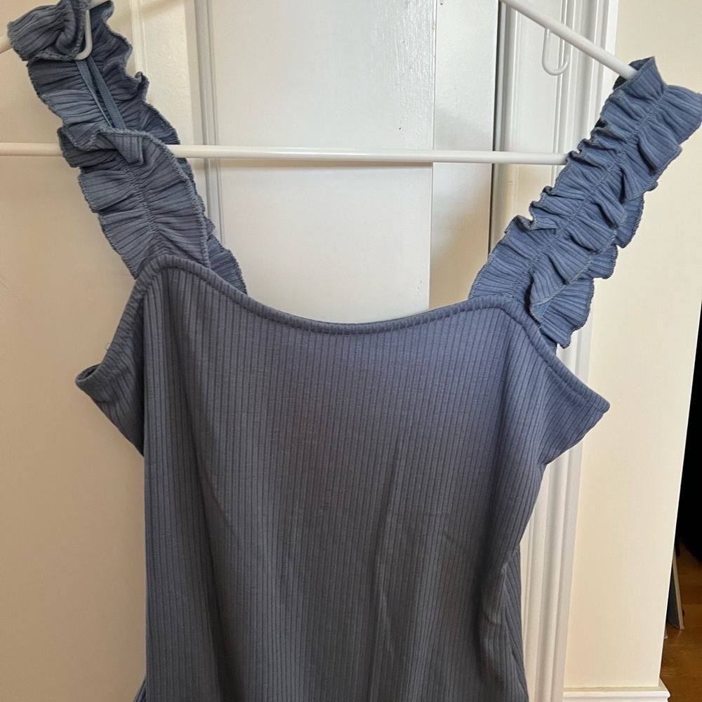 Vibrant Red Sleeveless Tank Top with Breathable Fabric